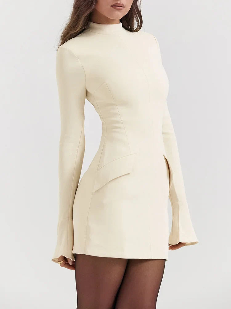 Chique mini jurk met lange mouwen
