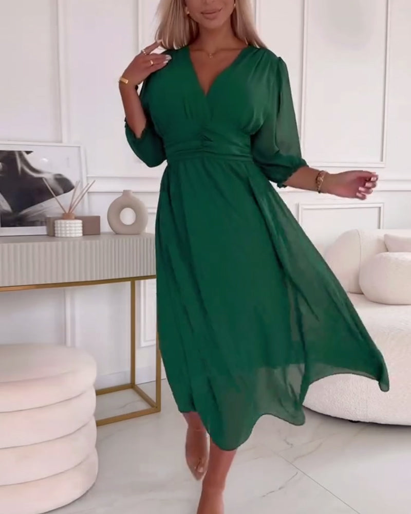 Dames V-hals midi jurk – Getailleerd model – Comfortabel en stijlvol