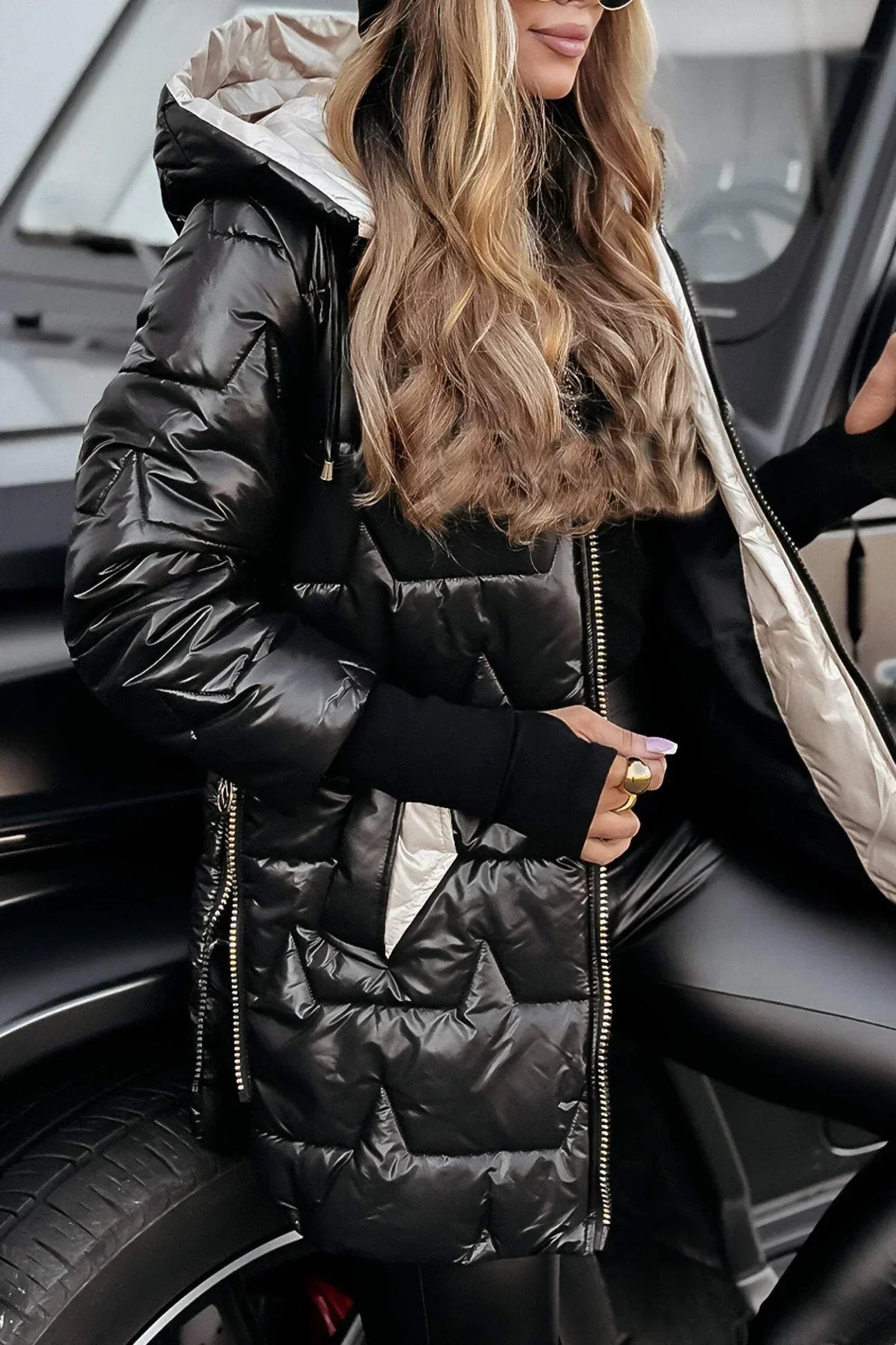 Elegante gevoerde winterjas met capuchon